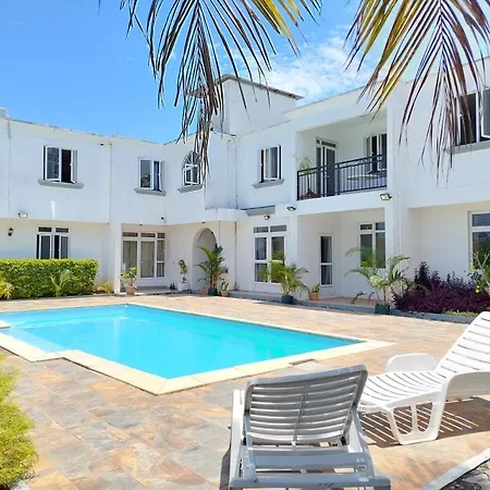 Tamarina Residence